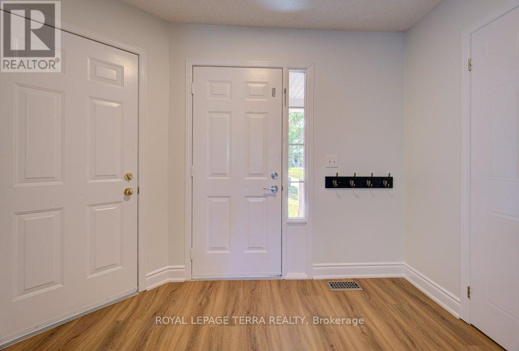 139 Werstine Terrace, Cambridge, Ontario  N3C 4H1 - Photo 5 - X13447572
