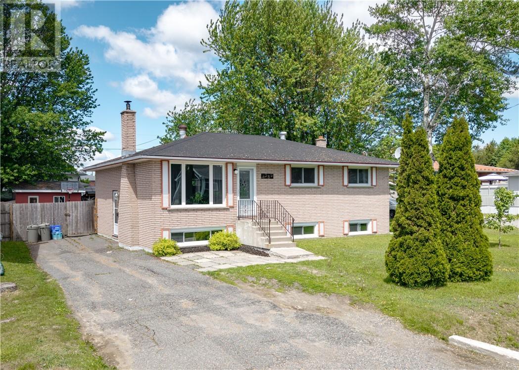 4385 Odile Street, Hanmer, Ontario  P3P 1L6 - Photo 1 - 2128569