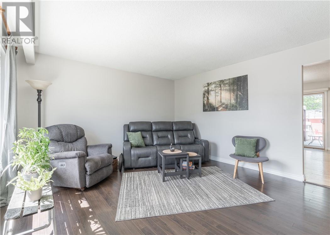 4385 Odile Street, Hanmer, Ontario  P3P 1L6 - Photo 2 - 2128569