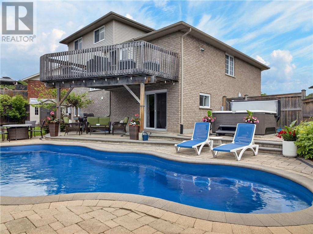 8 Winfield Lane, Sudbury, Ontario  P3A 6E1 - Photo 5 - 2128523