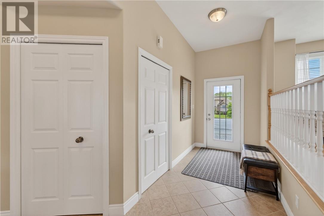 8 Winfield Lane, Sudbury, Ontario  P3A 6E1 - Photo 6 - 2128523