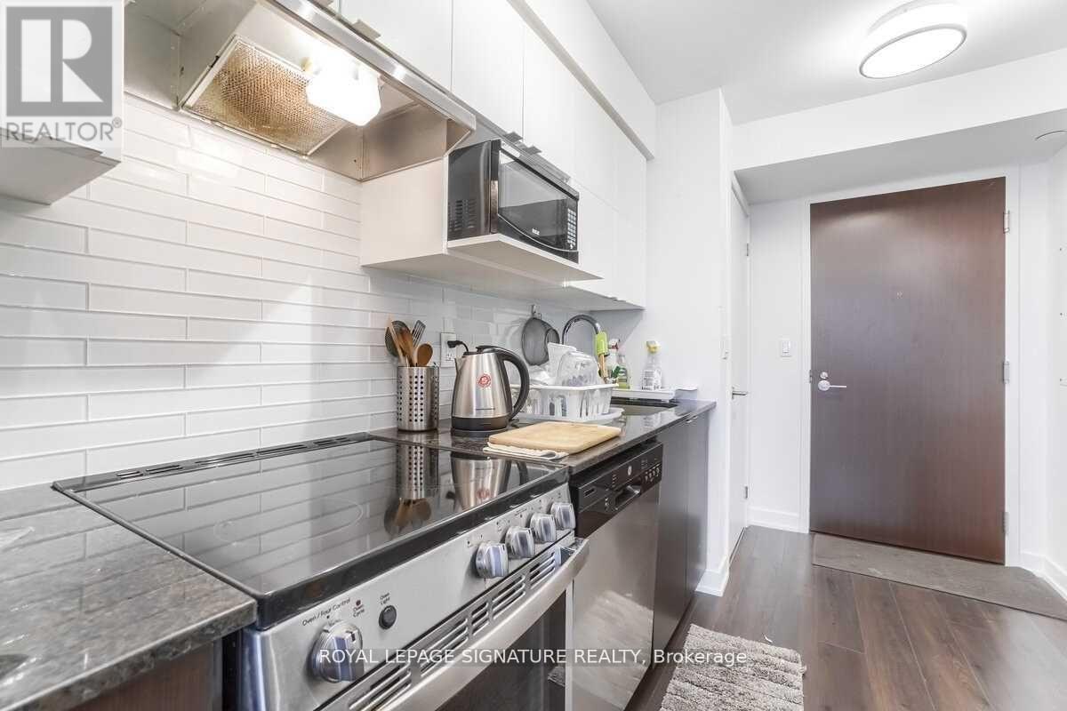 608 - 120 Varna Drive, Toronto, Ontario  M6A 0B3 - Photo 15 - C13449450