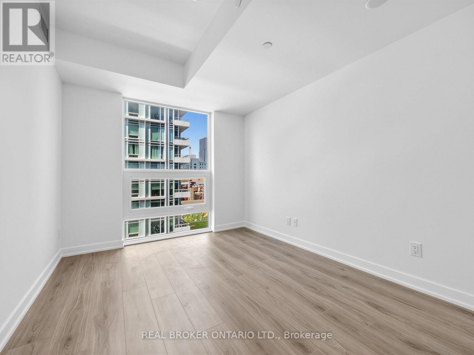 1912 - 100 Queen Street E, Toronto, Ontario  M5C 0B5 - Photo 11 - C13449460