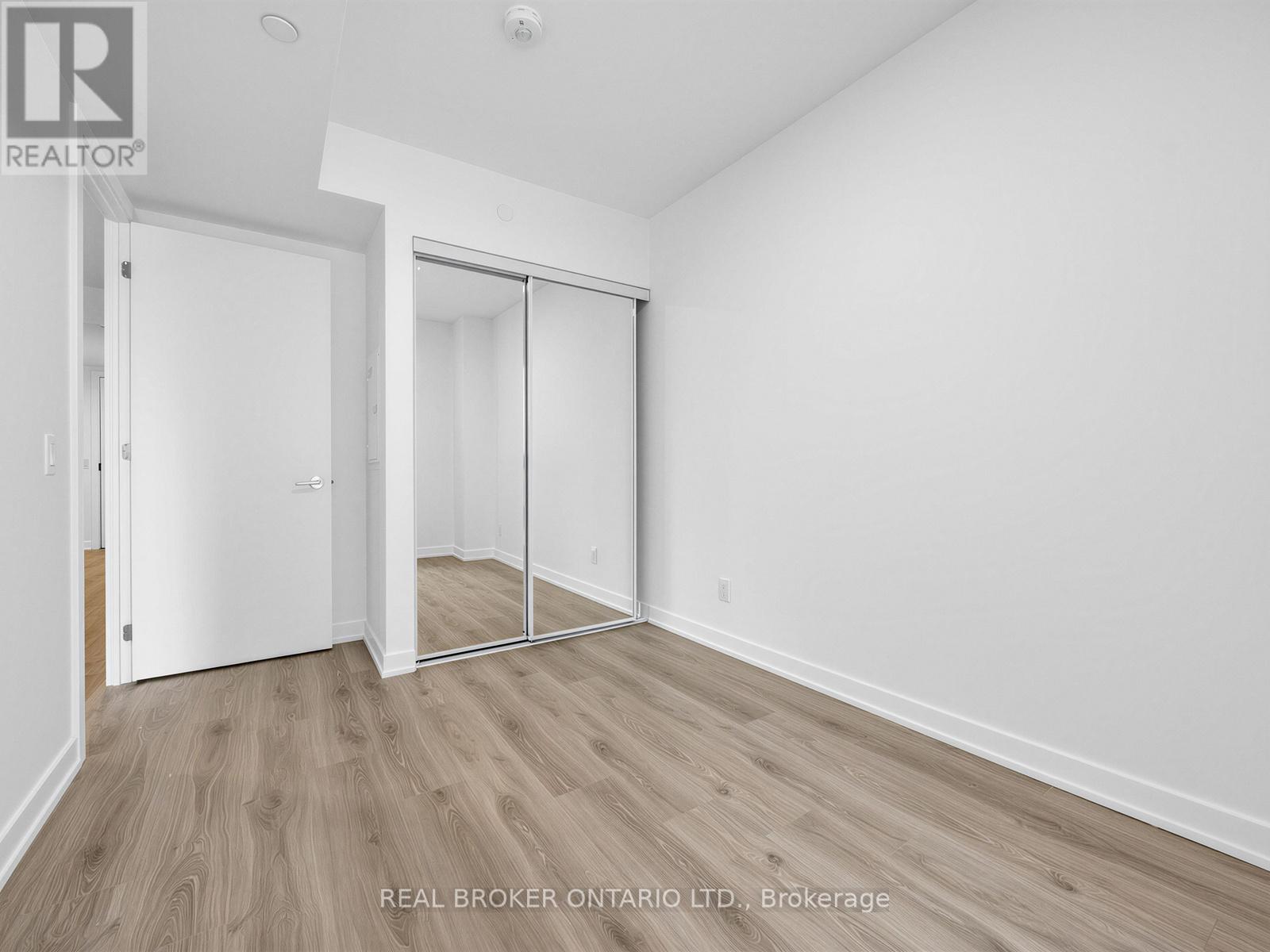 1912 - 100 Queen Street E, Toronto, Ontario  M5C 0B5 - Photo 13 - C13449460