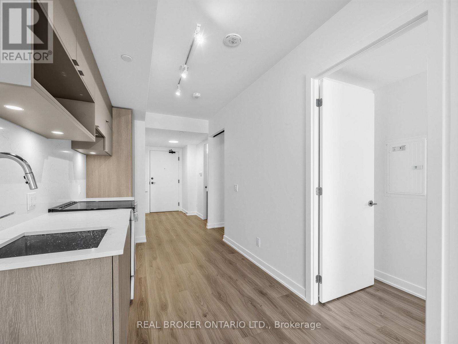 1912 - 100 Queen Street E, Toronto, Ontario  M5C 0B5 - Photo 4 - C13449460