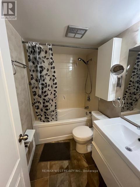 1207 - 205 Hilda Avenue, Toronto, Ontario  M2M 4B1 - Photo 8 - C13449530