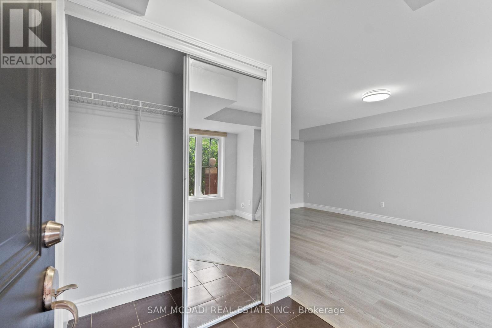 3 - 39 Hays Boulevard, Oakville, Ontario  L6H 0J1 - Photo 8 - W13416238