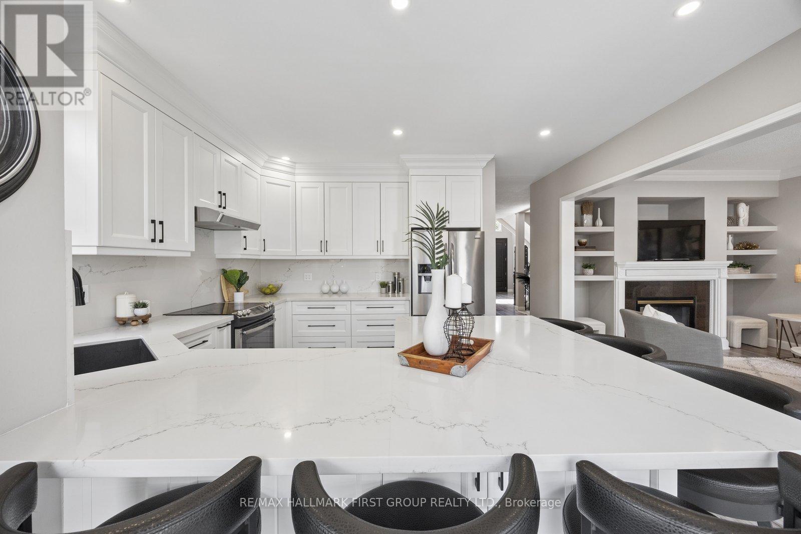 472 Summerpark Crescent, Pickering, Ontario  L1V 7A9 - Photo 13 - E13449426