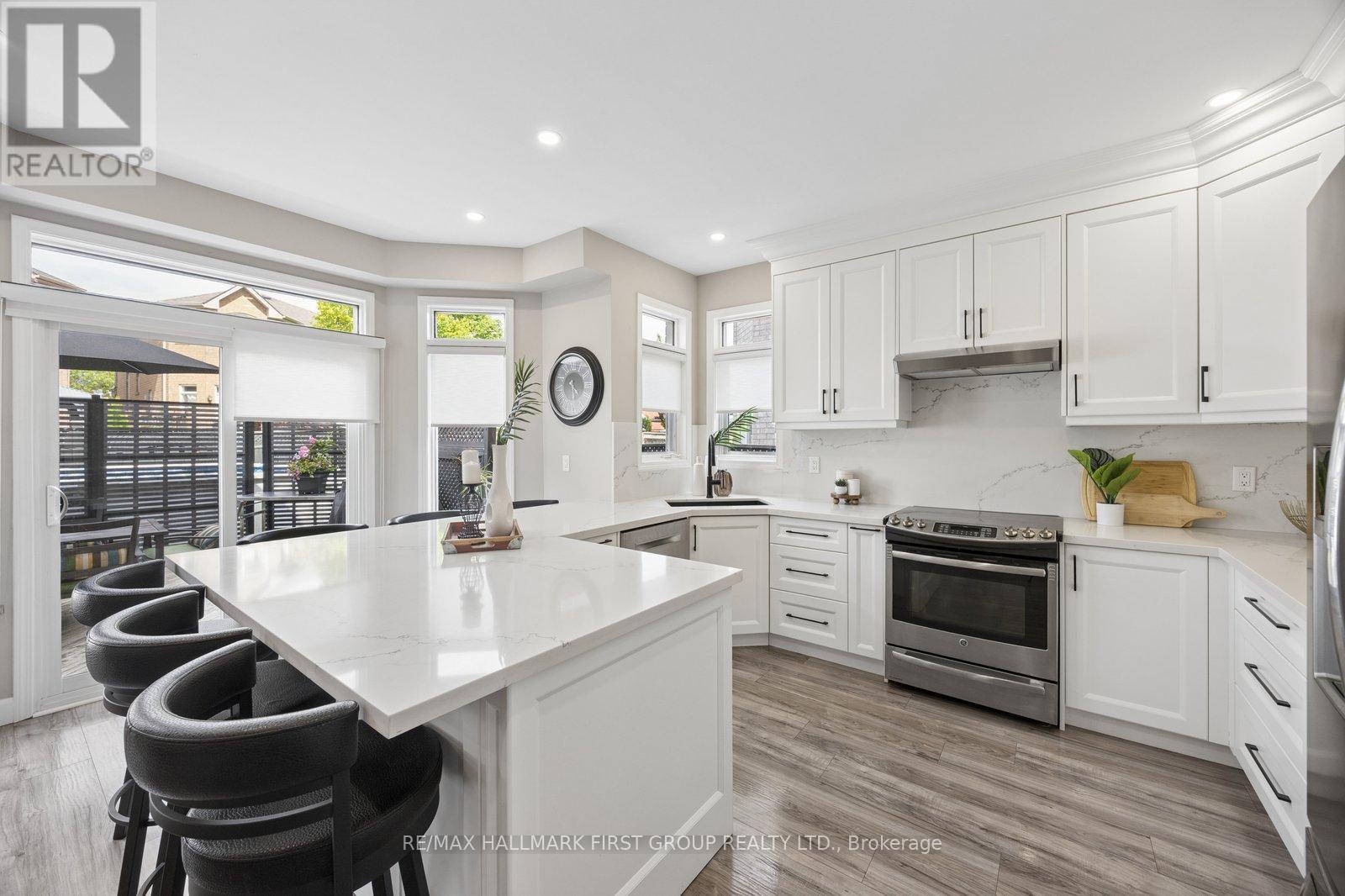 472 Summerpark Crescent, Pickering, Ontario  L1V 7A9 - Photo 15 - E13449426