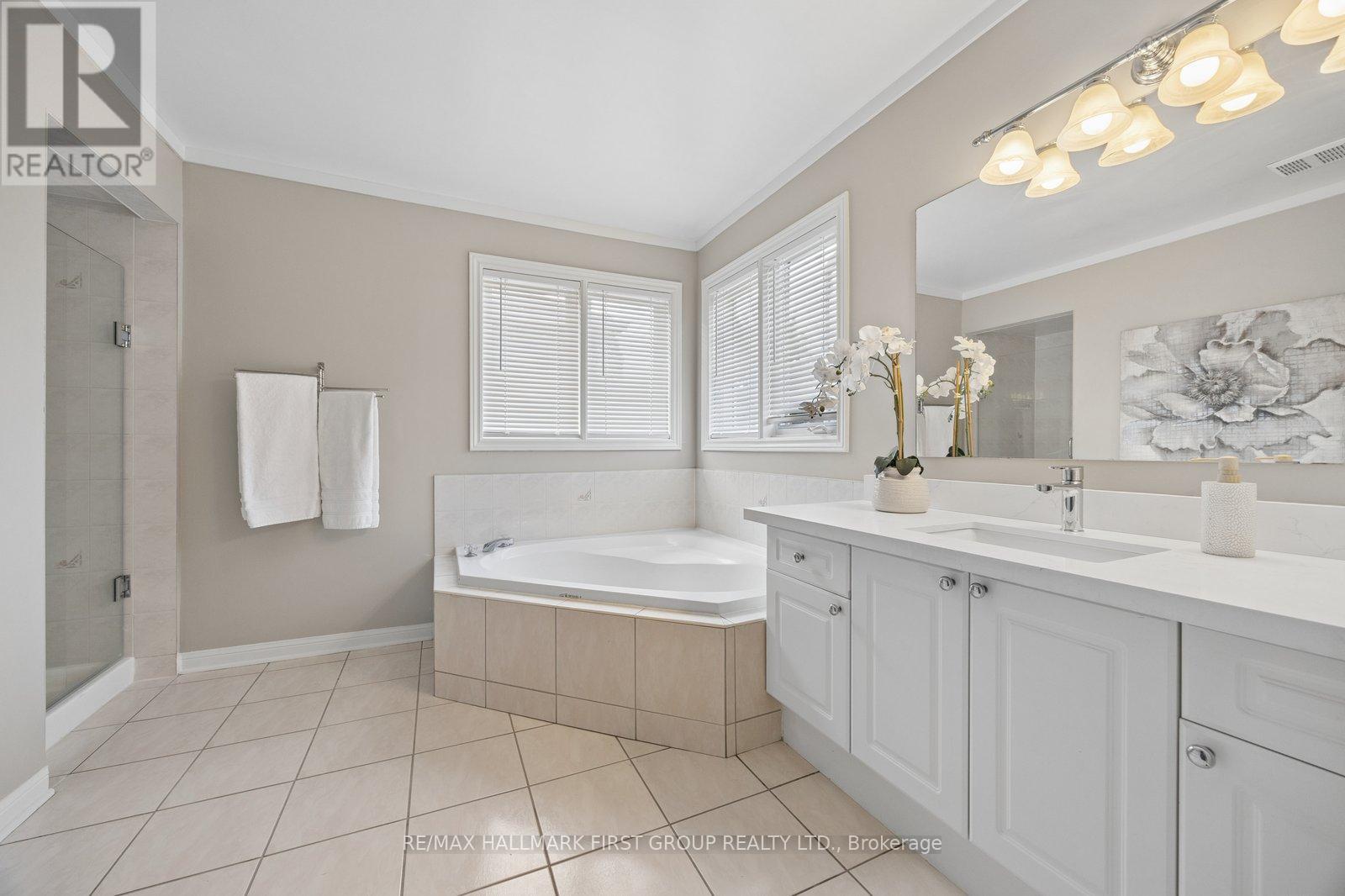 472 Summerpark Crescent, Pickering, Ontario  L1V 7A9 - Photo 27 - E13449426