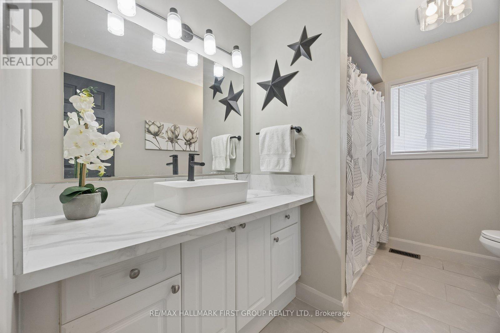 472 Summerpark Crescent, Pickering, Ontario  L1V 7A9 - Photo 30 - E13449426