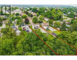 1056 RAVINE ROAD, Oshawa, Ontario