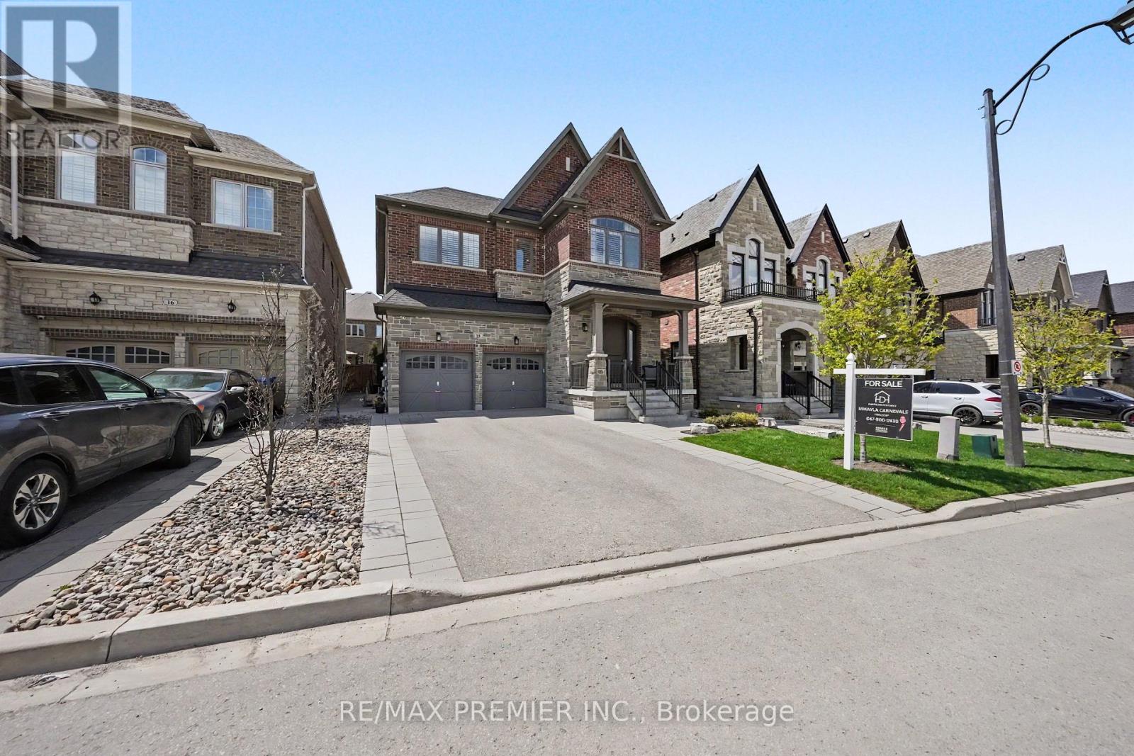 14 King Boulevard, King, Ontario  L7B 0P4 - Photo 2 - N13449546