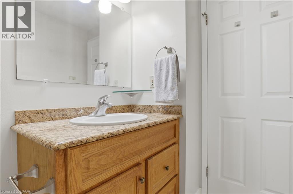 255 Northlake Drive Unit# 15, Waterloo, Ontario N2V 1Z2 - Photo 17 - 40839096