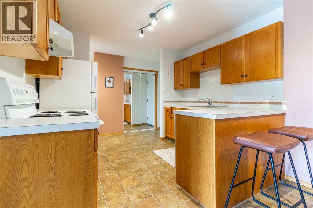 209, 855 Columbia Blvd W, Lethbridge, Alberta  T1K 5B8 - Photo 4 - A2321453