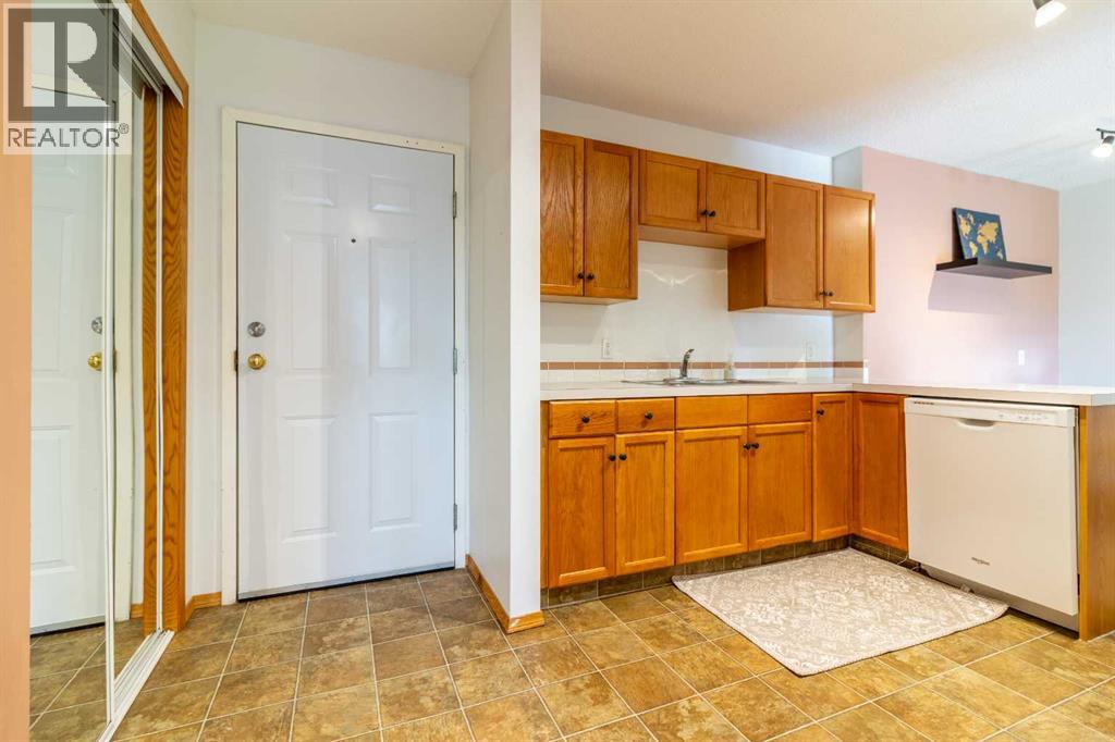 209, 855 Columbia Blvd W, Lethbridge, Alberta  T1K 5B8 - Photo 5 - A2321453