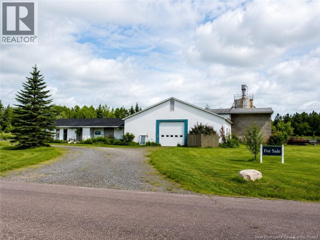 21 Henri, Saint-Antoine, New Brunswick