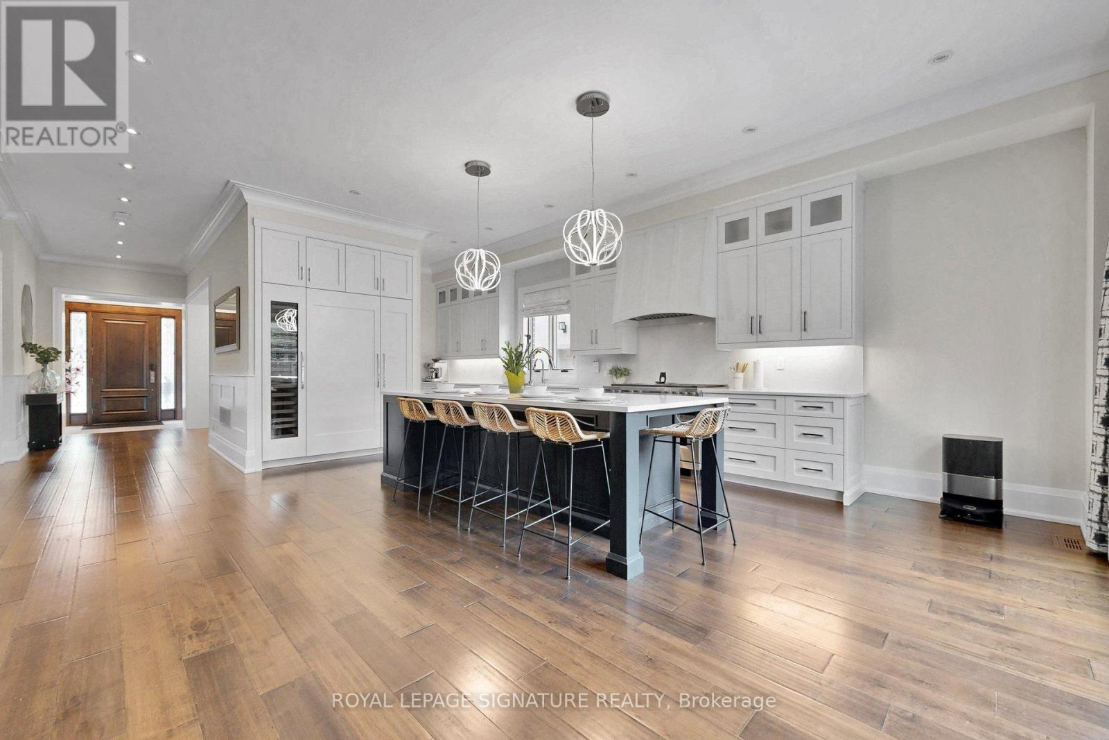 54 Lockheed Boulevard, Toronto, Ontario  M9P 2J1 - Photo 16 - W13449418