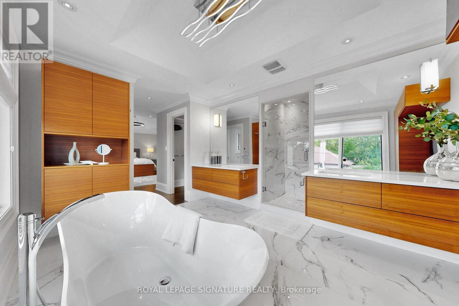 54 Lockheed Boulevard, Toronto, Ontario  M9P 2J1 - Photo 26 - W13449418