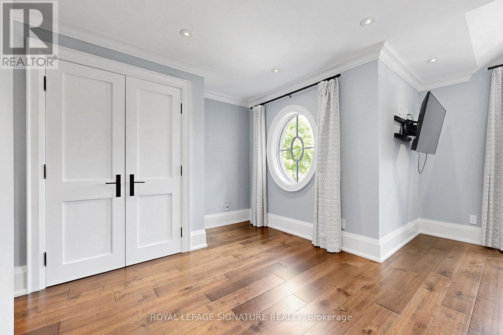 54 Lockheed Boulevard, Toronto, Ontario  M9P 2J1 - Photo 32 - W13449418