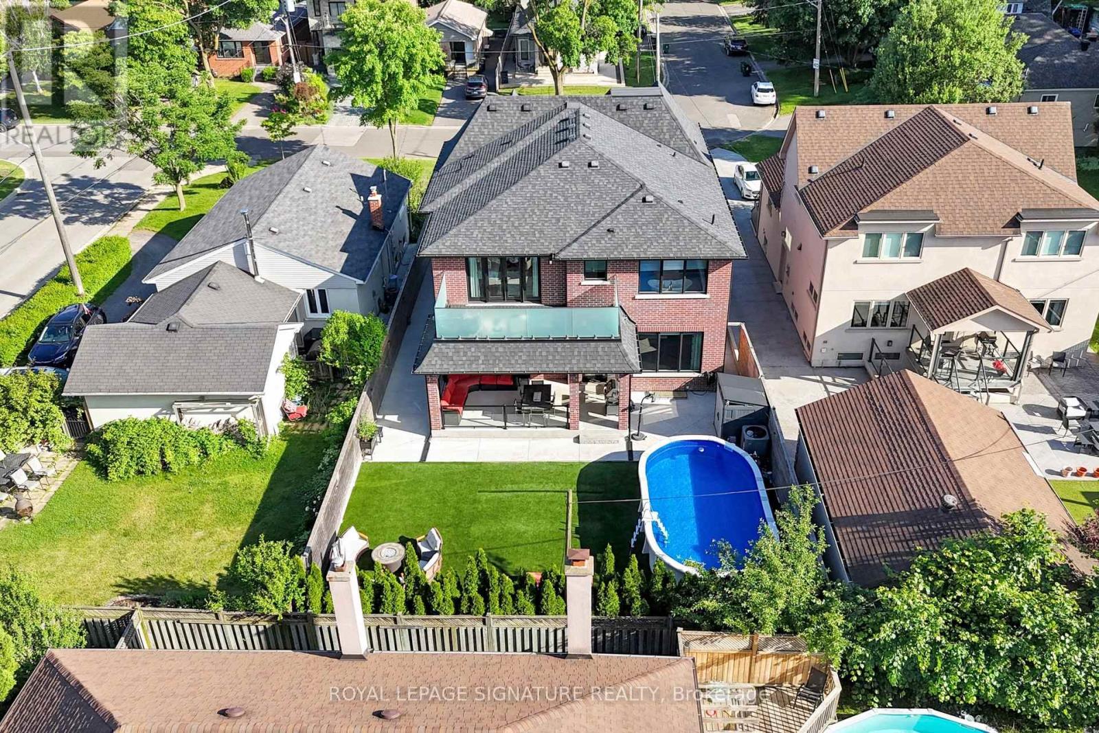 54 Lockheed Boulevard, Toronto, Ontario  M9P 2J1 - Photo 47 - W13449418