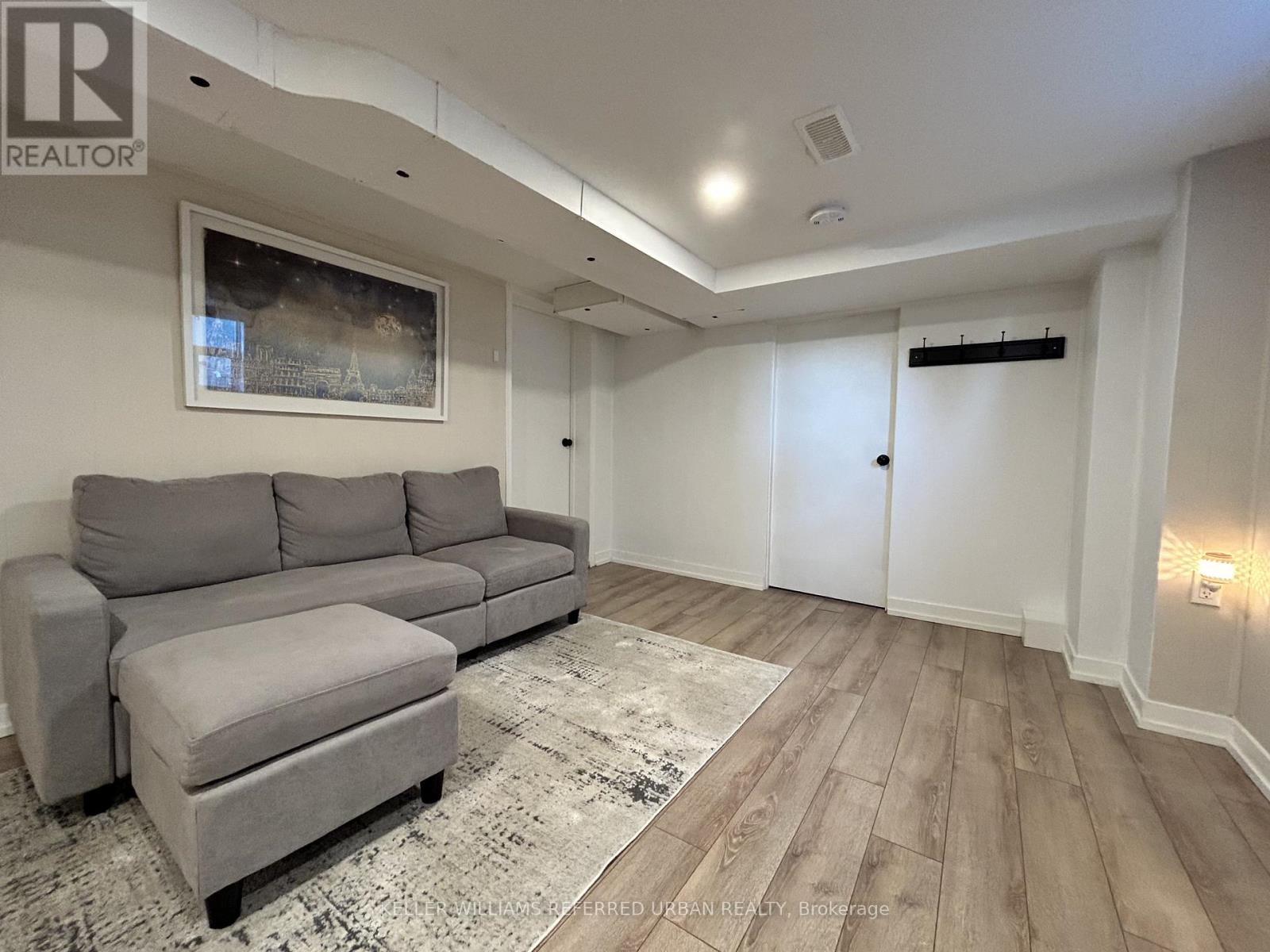Lower - 7 Ashmore Avenue, Toronto, Ontario  M8Z 4C5 - Photo 2 - W13449448