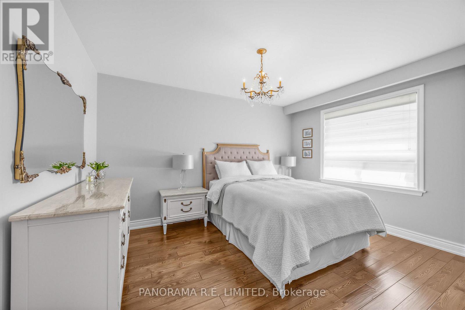 60 Norgrove Crescent, Toronto, Ontario  M9P 3C6 - Photo 18 - W13449512