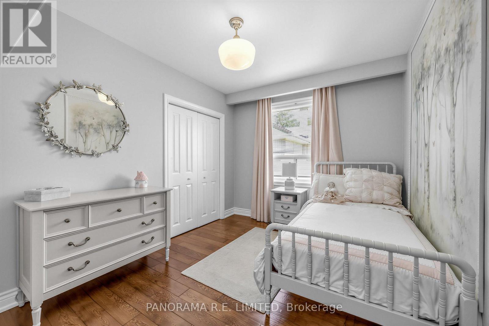 60 Norgrove Crescent, Toronto, Ontario  M9P 3C6 - Photo 21 - W13449512