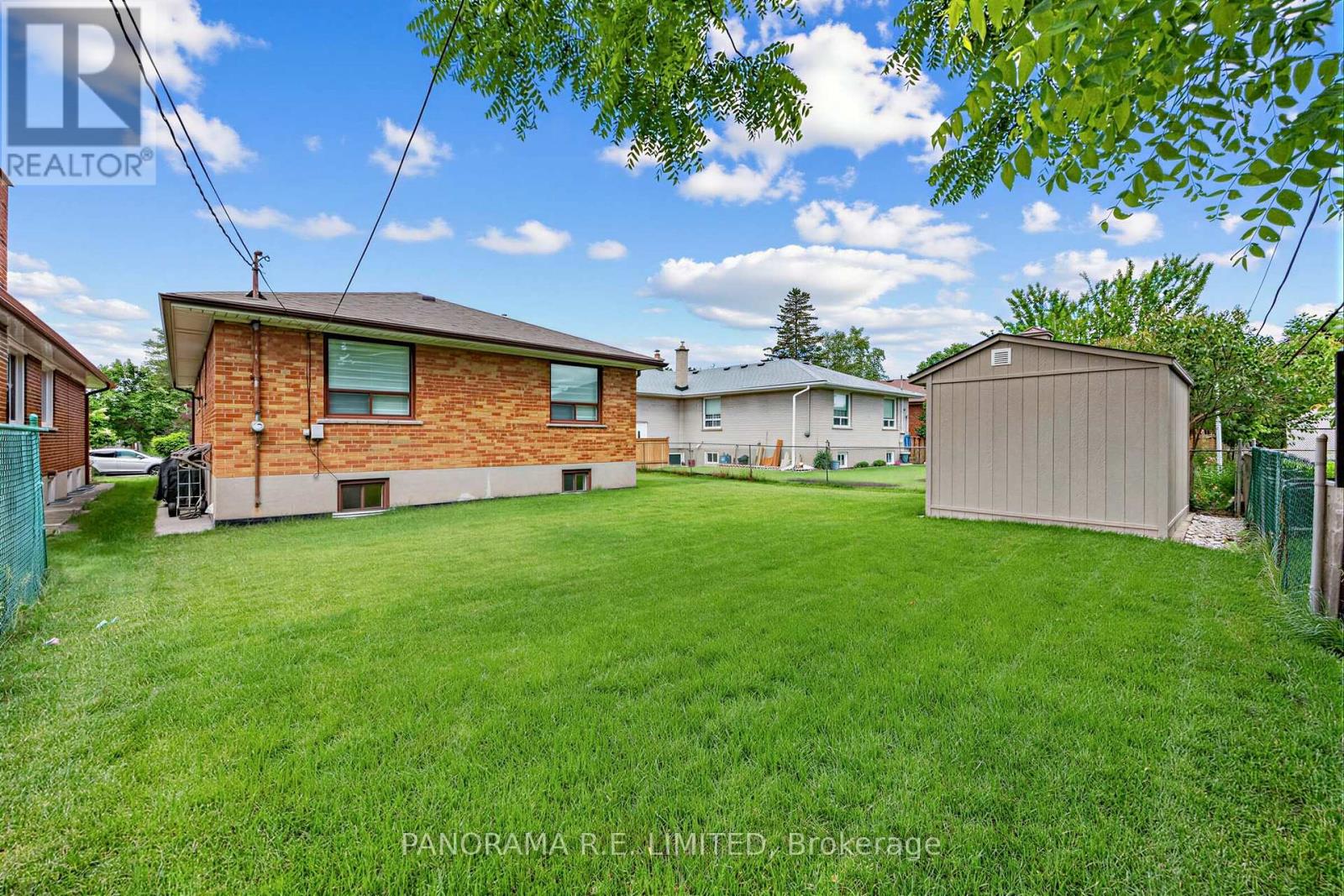 60 Norgrove Crescent, Toronto, Ontario  M9P 3C6 - Photo 35 - W13449512