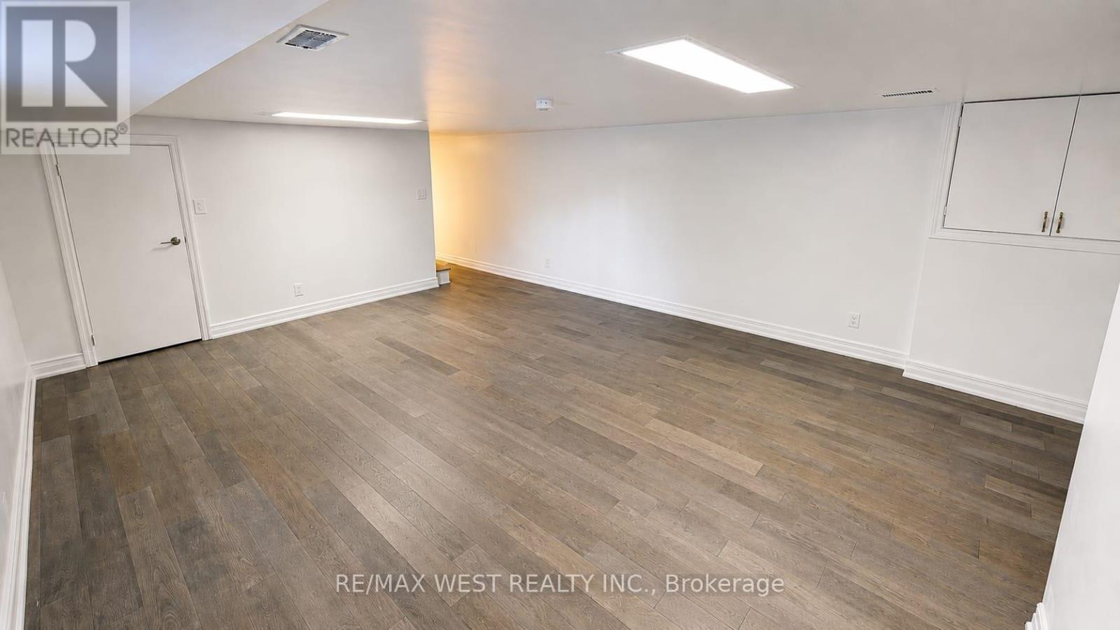 1 - 2089 Dufferin Street, Toronto, Ontario  M6E 3R3 - Photo 18 - C13447422