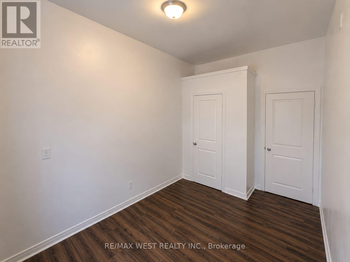 1 - 2089 Dufferin Street, Toronto, Ontario  M6E 3R3 - Photo 12 - C13447422