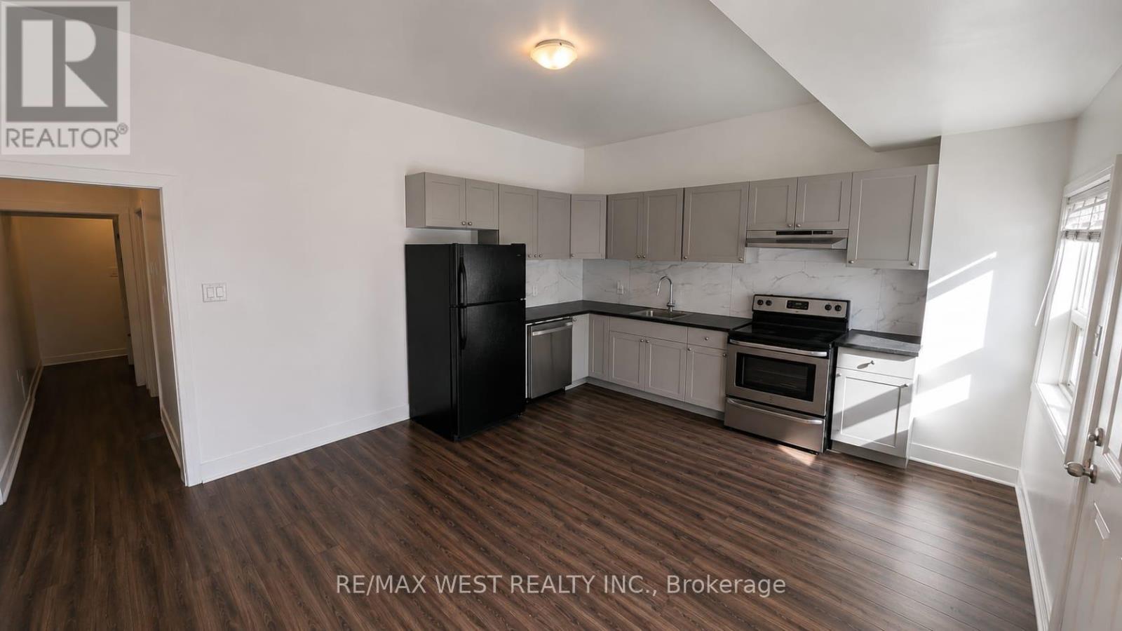 1 - 2089 Dufferin Street, Toronto, Ontario  M6E 3R3 - Photo 4 - C13447422