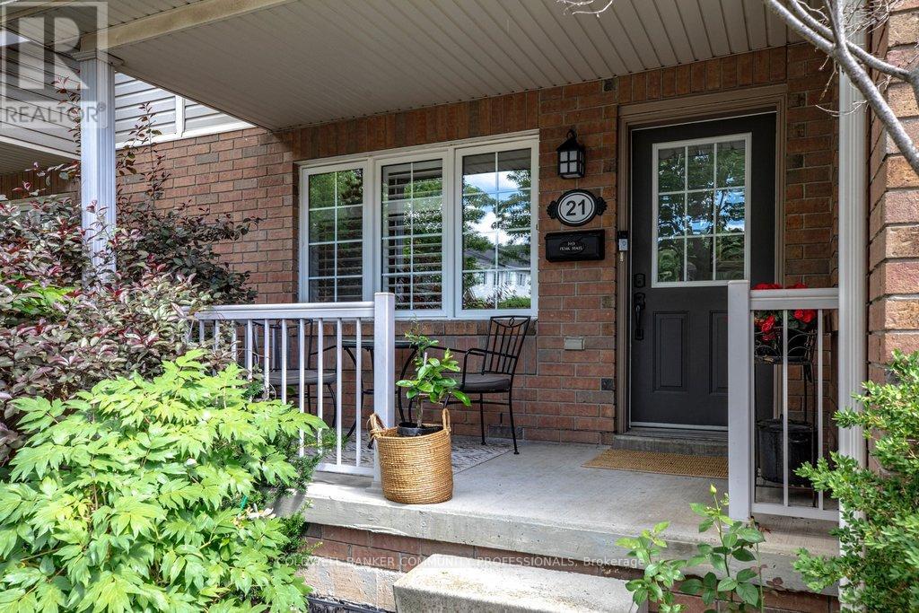 21 - 100 Beddoe Drive, Hamilton, Ontario  L8P 4Z2 - Photo 3 - X13449486