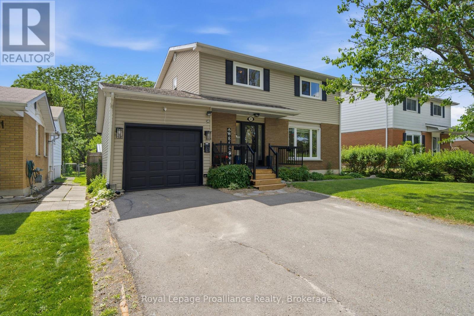 67 Barbara Street, Quinte West, Ontario  K8V 1Z6 - Photo 2 - X13449652