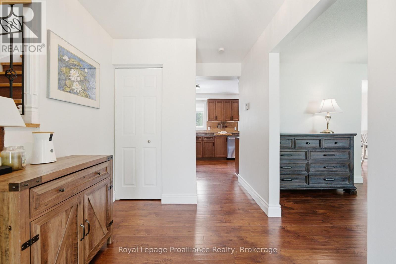 67 Barbara Street, Quinte West, Ontario  K8V 1Z6 - Photo 6 - X13449652