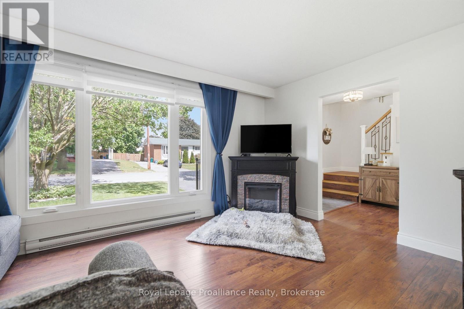 67 Barbara Street, Quinte West, Ontario  K8V 1Z6 - Photo 9 - X13449652