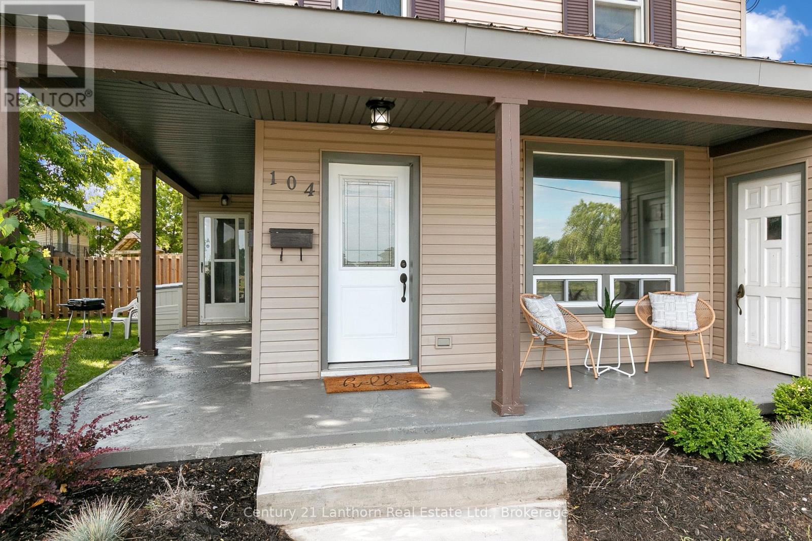 104 Creswell Street, Quinte West (Trenton Ward), Ontario  K8V 3G9 - Photo 2 - X13449778
