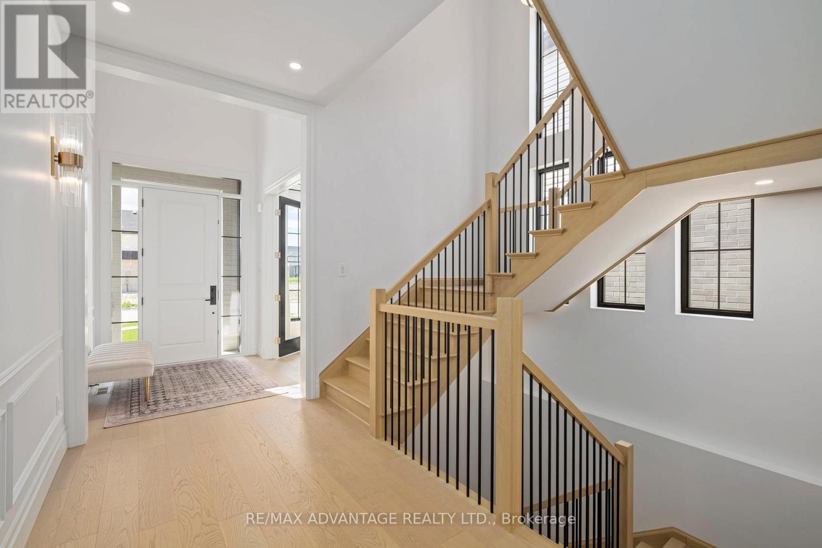 1653 Medway Park Drive, London North, Ontario  N6G 3W1 - Photo 4 - X13449672