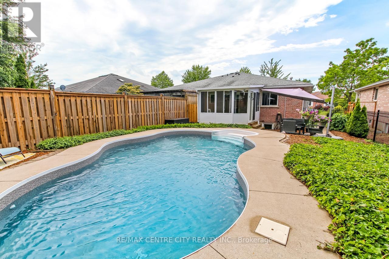 96 Carrie Crescent, St. Thomas, Ontario  N5R 6C2 - Photo 31 - X13449736