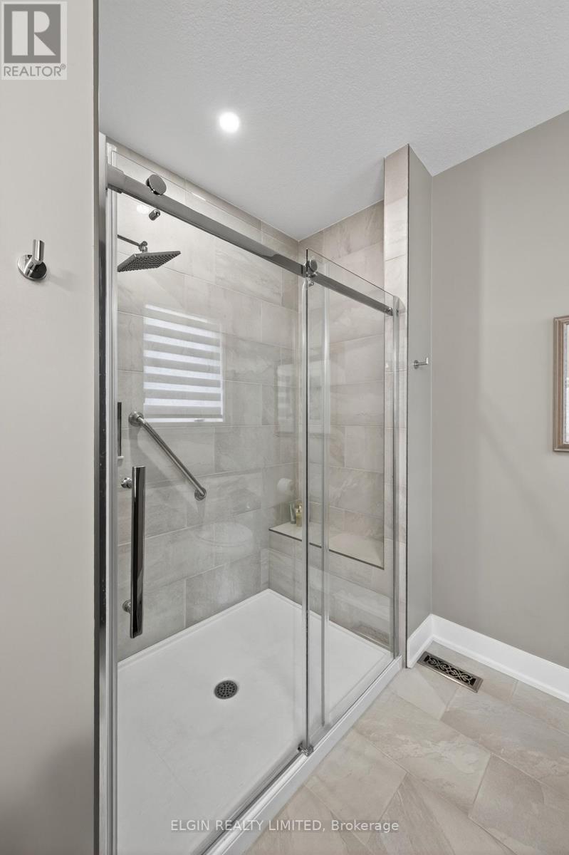 10-4 Mcpherson Court, Central Elgin, Ontario  N5P 0E6 - Photo 35 - X13449740