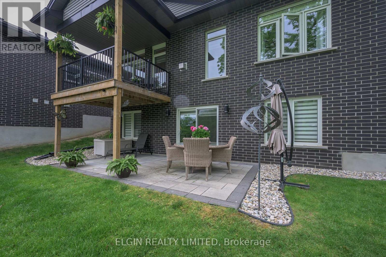 10-4 Mcpherson Court, Central Elgin, Ontario  N5P 0E6 - Photo 4 - X13449740