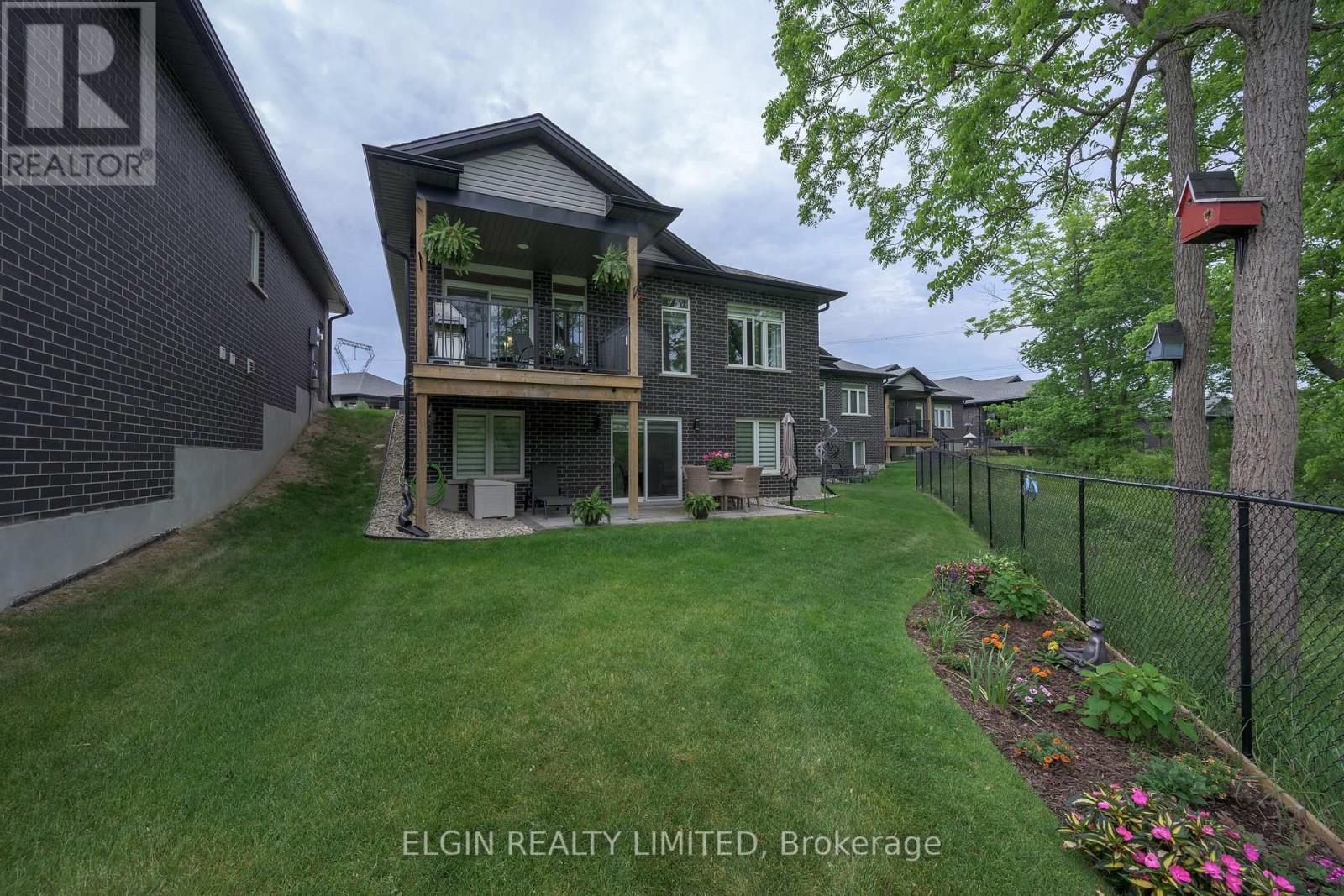 10-4 Mcpherson Court, Central Elgin, Ontario  N5P 0E6 - Photo 5 - X13449740