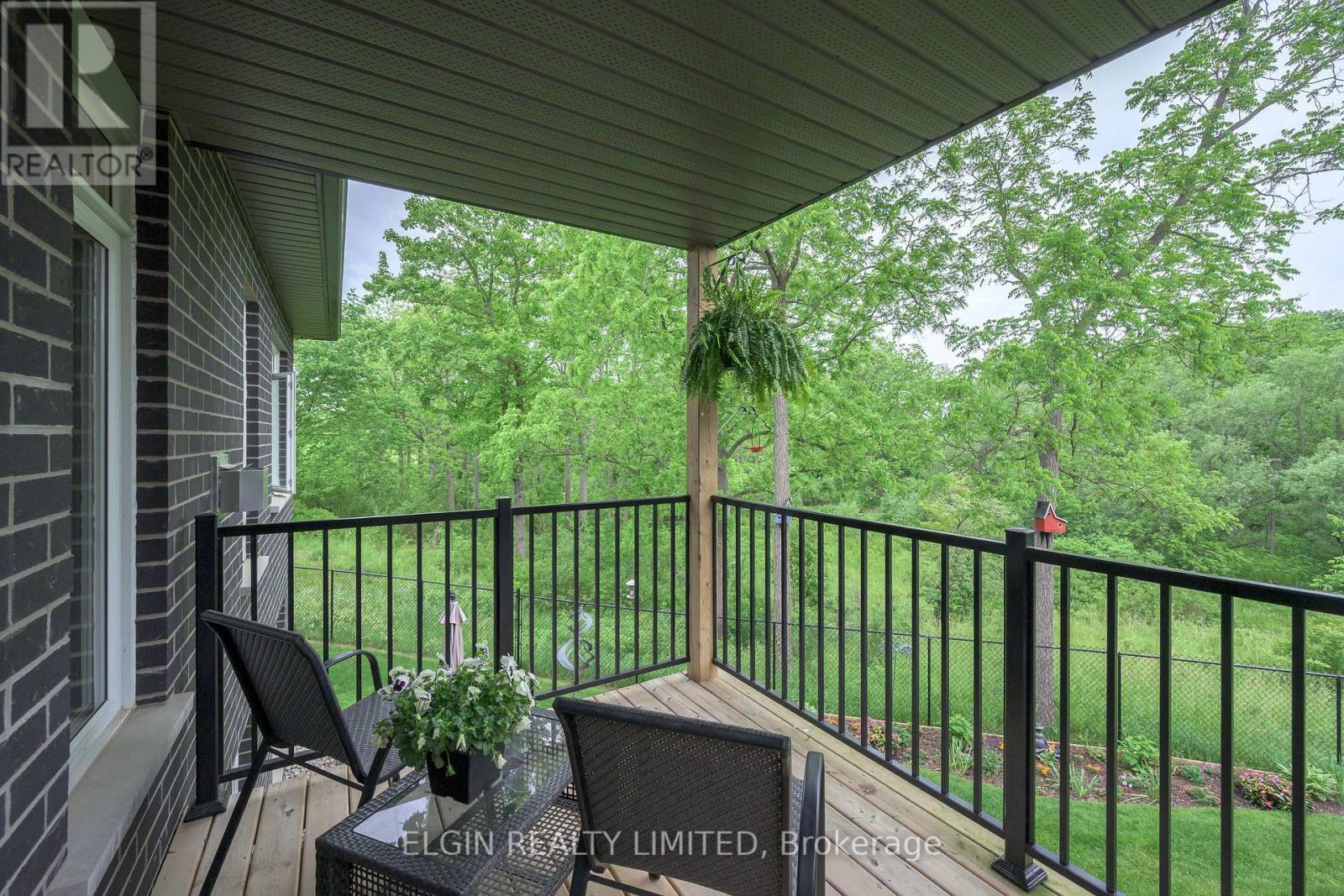10-4 Mcpherson Court, Central Elgin, Ontario  N5P 0E6 - Photo 9 - X13449740