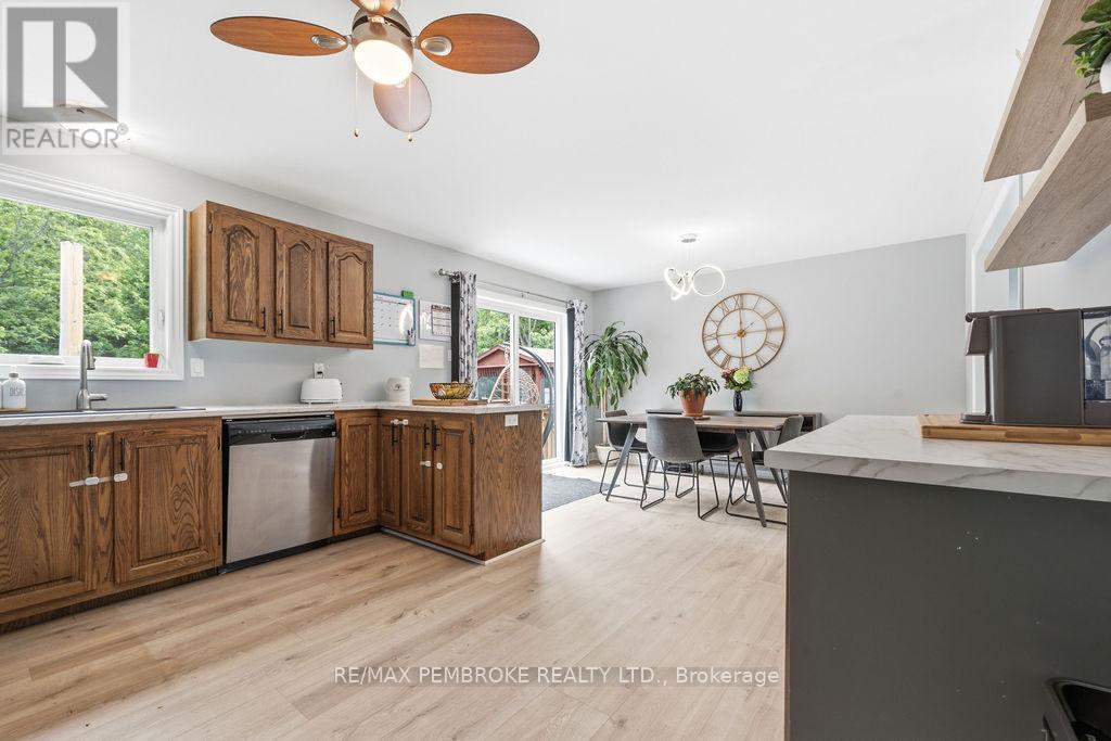 280 Carla Street, Petawawa, Ontario  K8H 3L8 - Photo 13 - X13449770