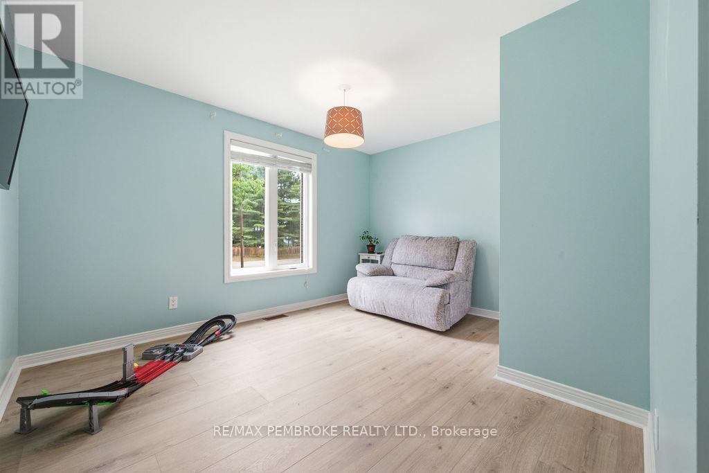 280 Carla Street, Petawawa, Ontario  K8H 3L8 - Photo 24 - X13449770