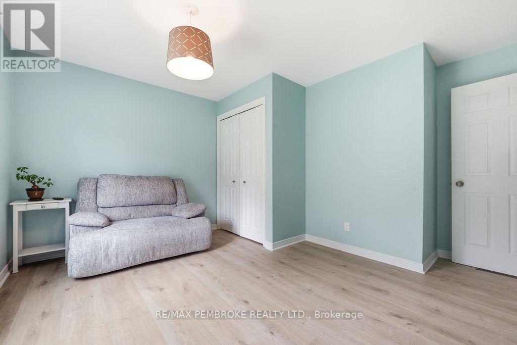 280 Carla Street, Petawawa, Ontario  K8H 3L8 - Photo 25 - X13449770