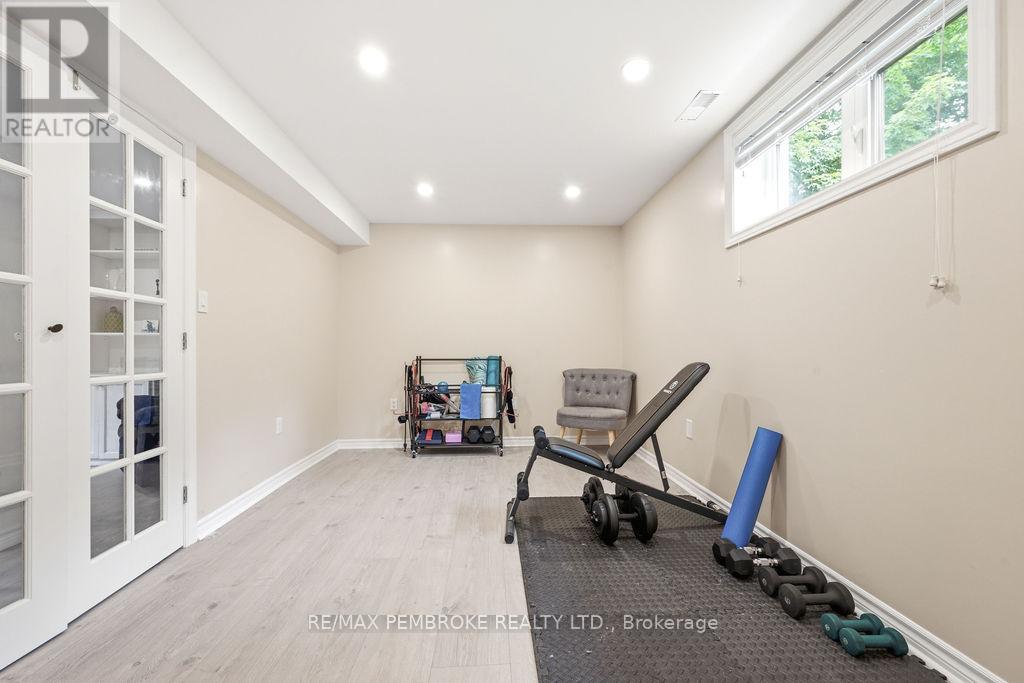 280 Carla Street, Petawawa, Ontario  K8H 3L8 - Photo 32 - X13449770