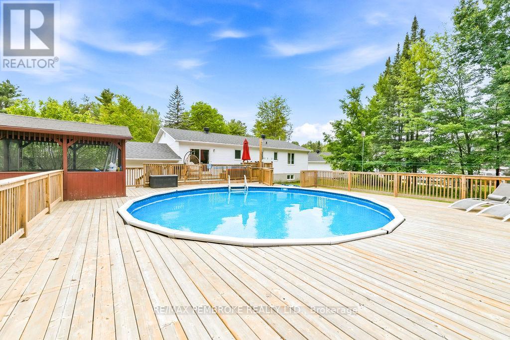 280 Carla Street, Petawawa, Ontario  K8H 3L8 - Photo 37 - X13449770