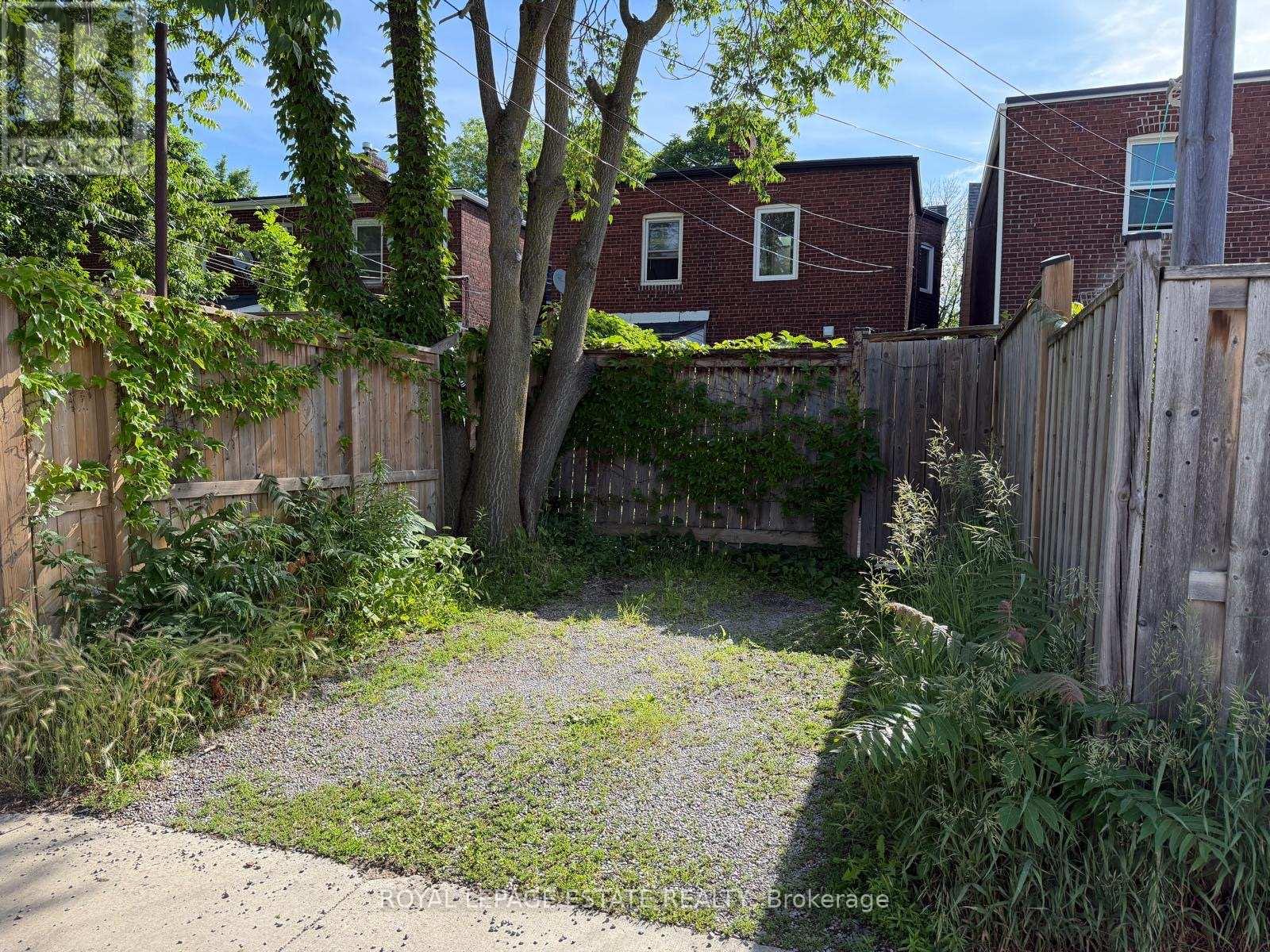 2 Rushbrooke Avenue, Toronto, Ontario  M4M 3A9 - Photo 30 - E13445062