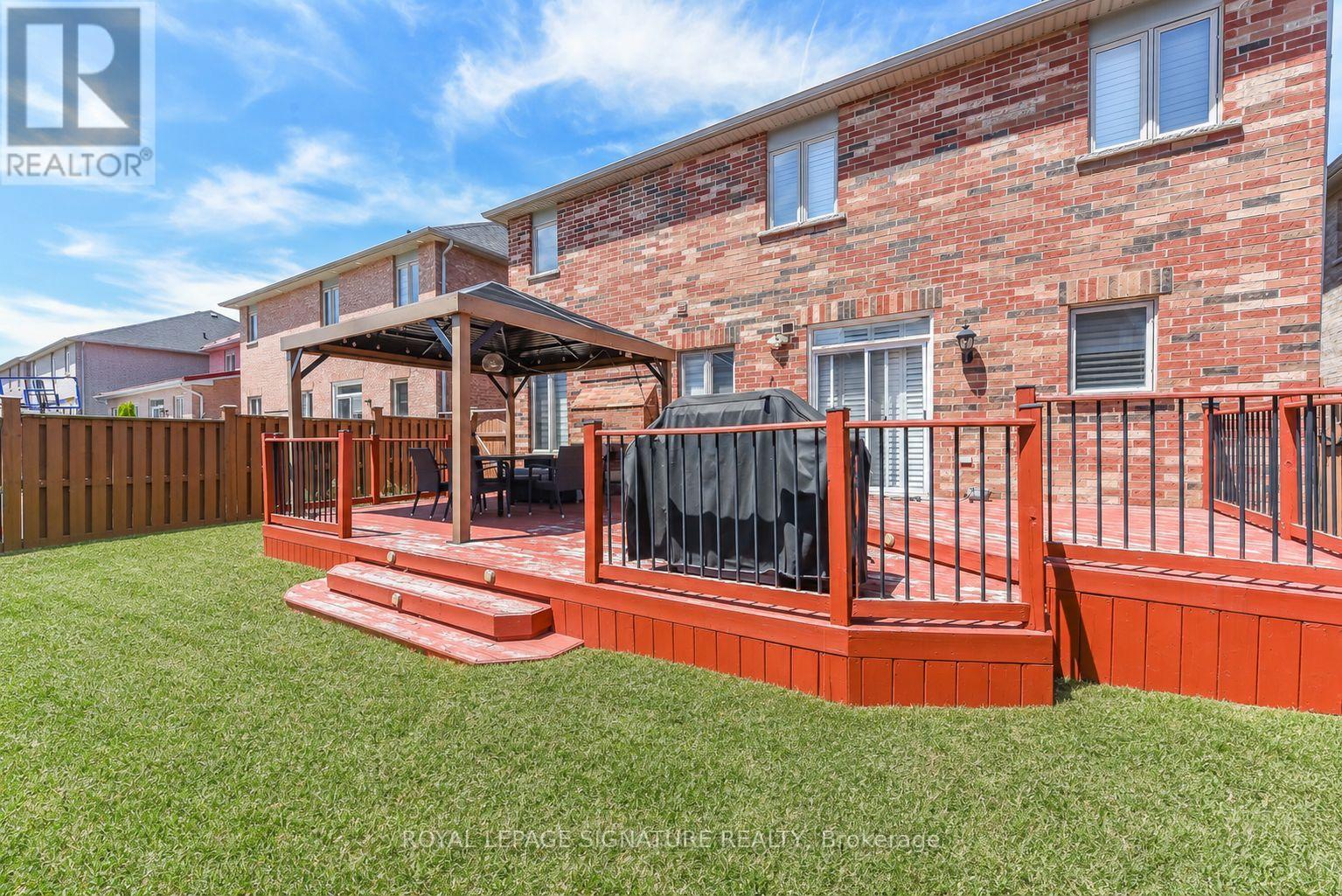 27 Permafrost Drive, Brampton, Ontario L6R 3M4 - Photo 43 - W12976700